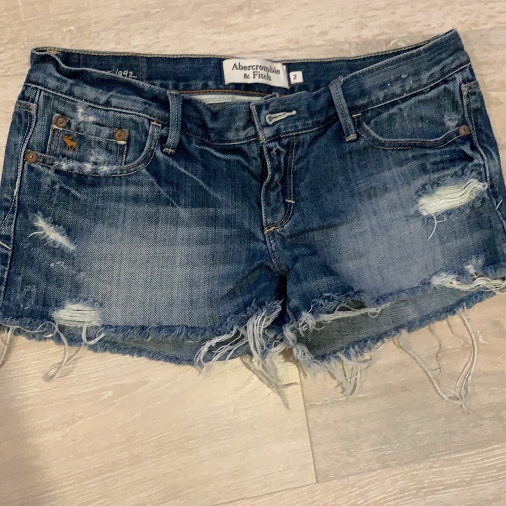Women’s Abercrombie jean shorts